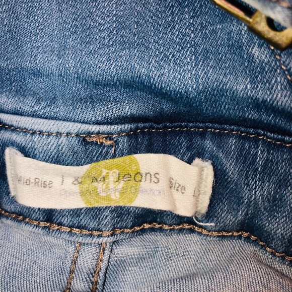 Overall shorts - Picture 3 of 3